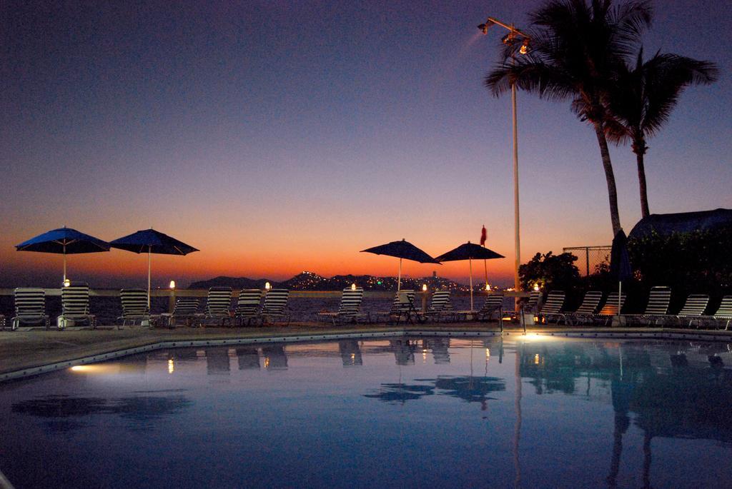 Hotel Acapulco Malibu ภายนอก รูปภาพ